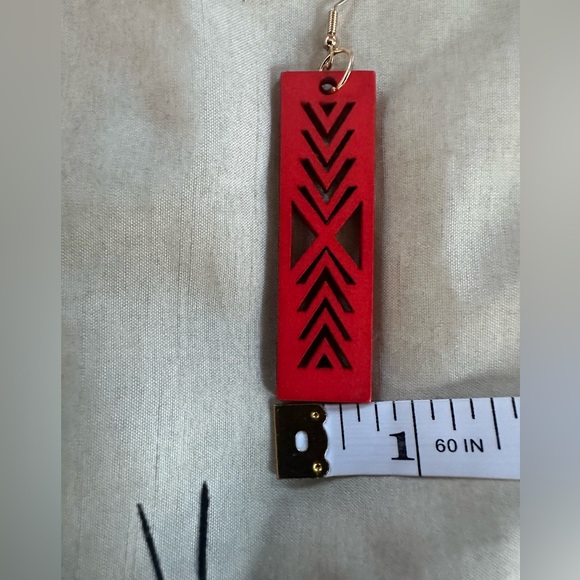 Wooden boho earrings, laser cut geometric botanical patterns, lightweight - Picture 11 of 14